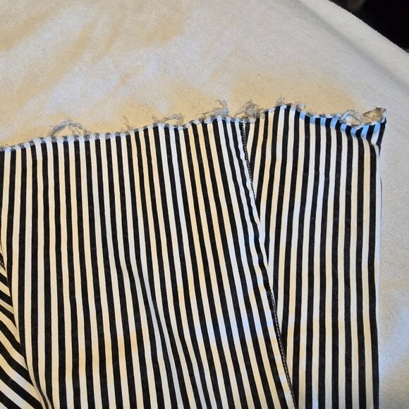 Blank Paige M Medium Womens Super Fit & Flare Raw Hem Jeans GUC Denim Collection - Picture 9 of 16